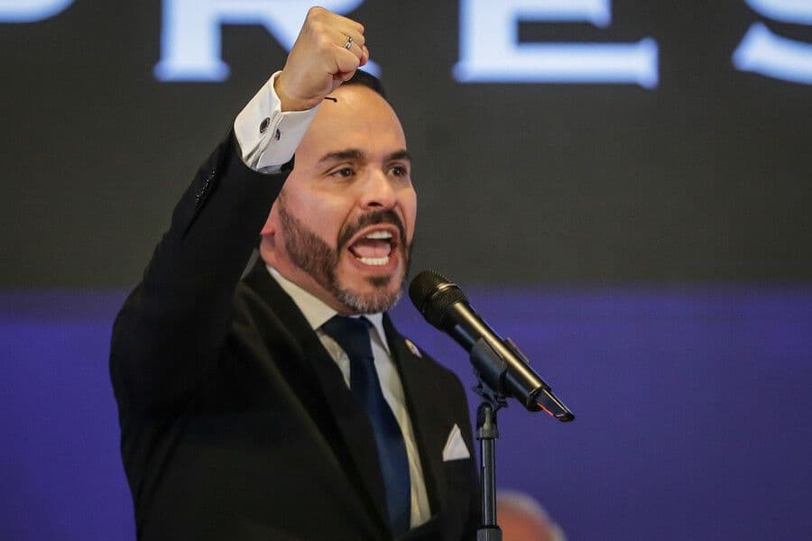 Proceso de empalme de Gobierno fue suspendido por los equipos de Gustavo Petro y de Abelardo de la Espriella