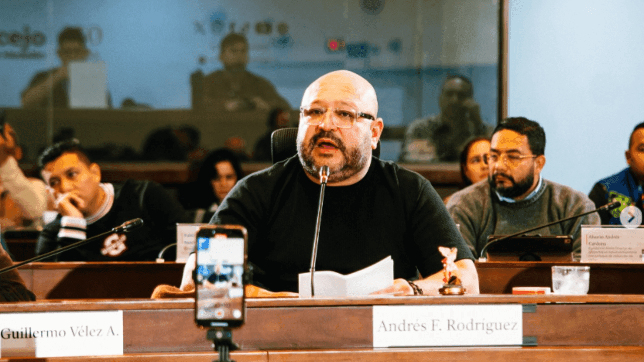 Los riesgos para la población civil tras declaraciones de Andrés ‘El Gury’ Rodríguez de “bombardear” zonas donde ganó Iván Cepeda