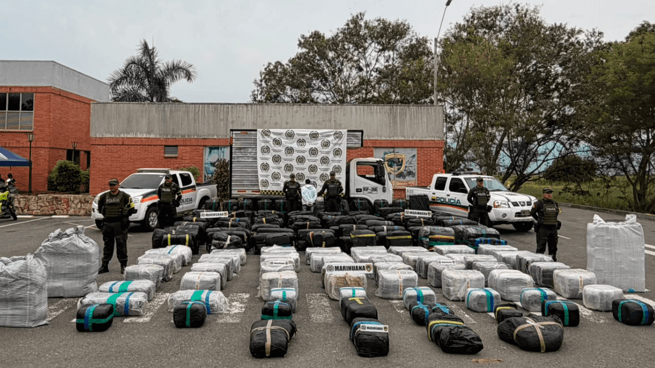 Incautan cerca de cuatro toneladas de marihuana en el Valle del Cauca: el cargamento estaría avaluado en más de 3.000 millones de pesos