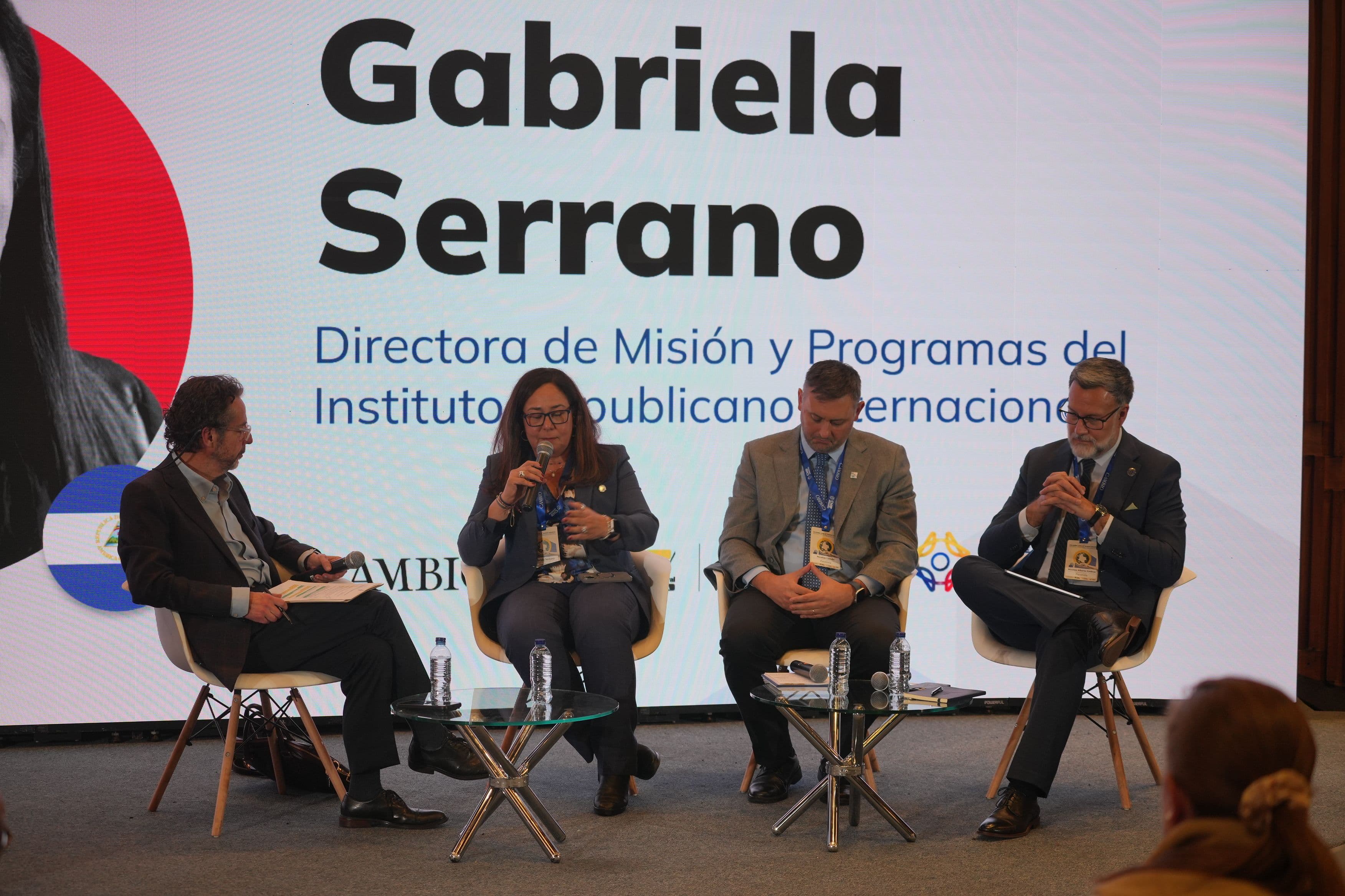 La democracia también se protege desde afuera: observación internacional y garantías electorales