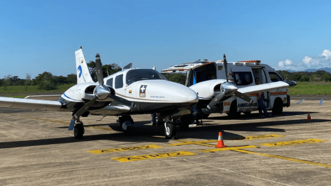 Ambulancias Aéreas: así funciona el servicio que atiende pacientes críticos a más de 10.000 pies de altura