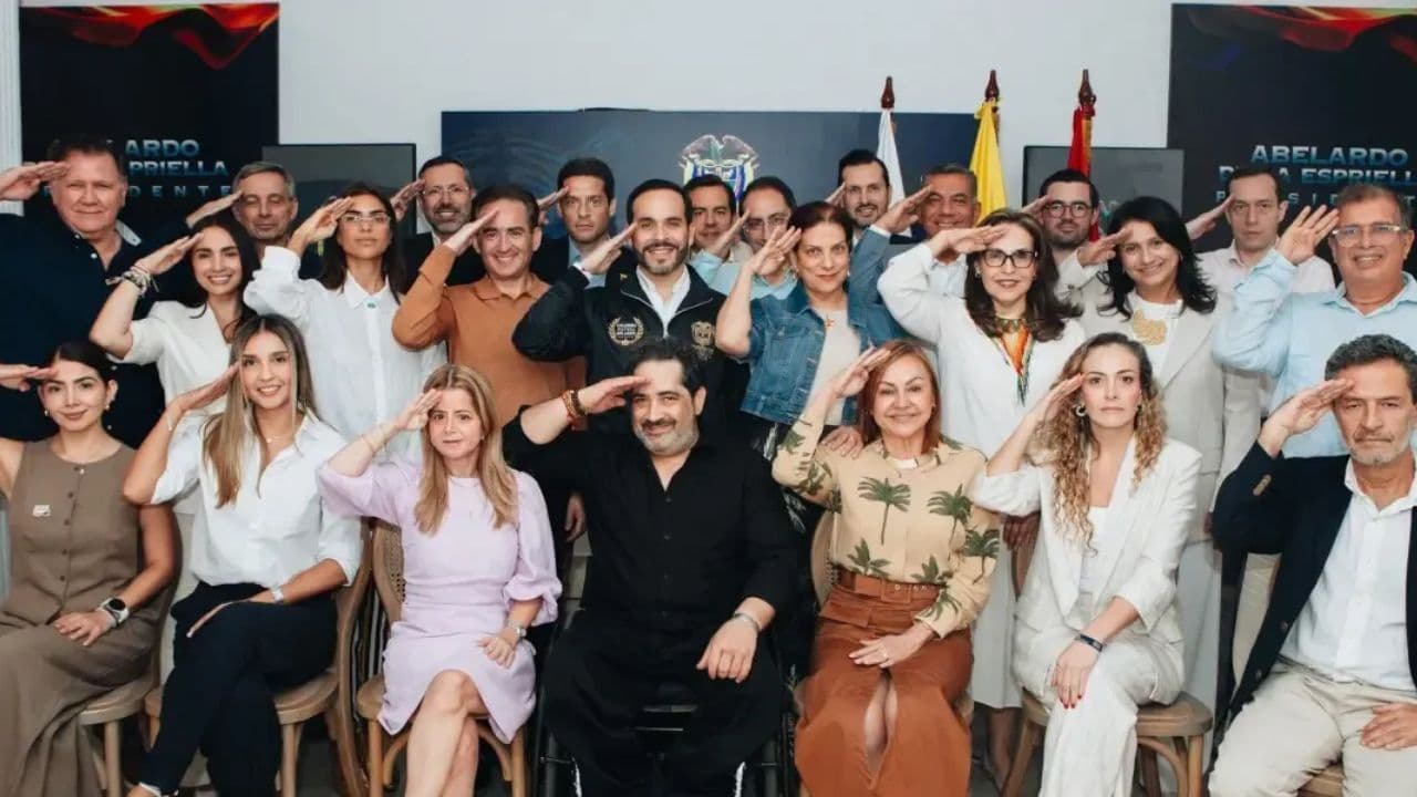 Radiografía del gabinete de De la Espriella: ¿cumplió su promesa de reducir el ‘bogocentrismo’?