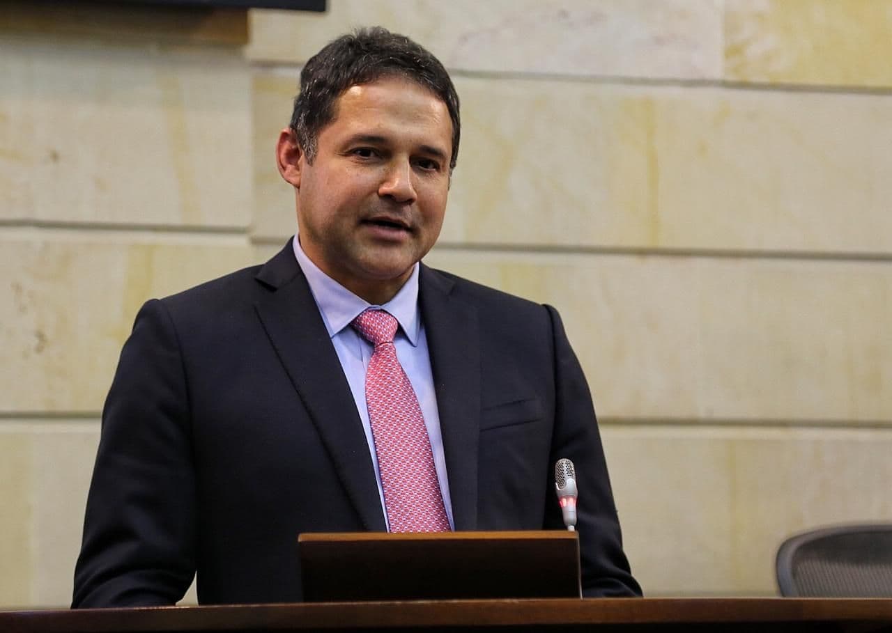 Honorio Henríquez niega alianza con el Pacto Histórico y promete un Senado independiente