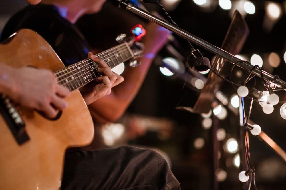 Cámara aprobó la Ley de la Música: qué cambia para artistas, instrumentos y festivales en Colombia