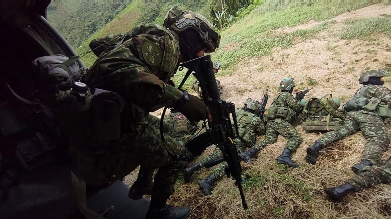Nuevo bombardeo contra el Clan del Golfo en zona rural de Amalfi, Antioquia