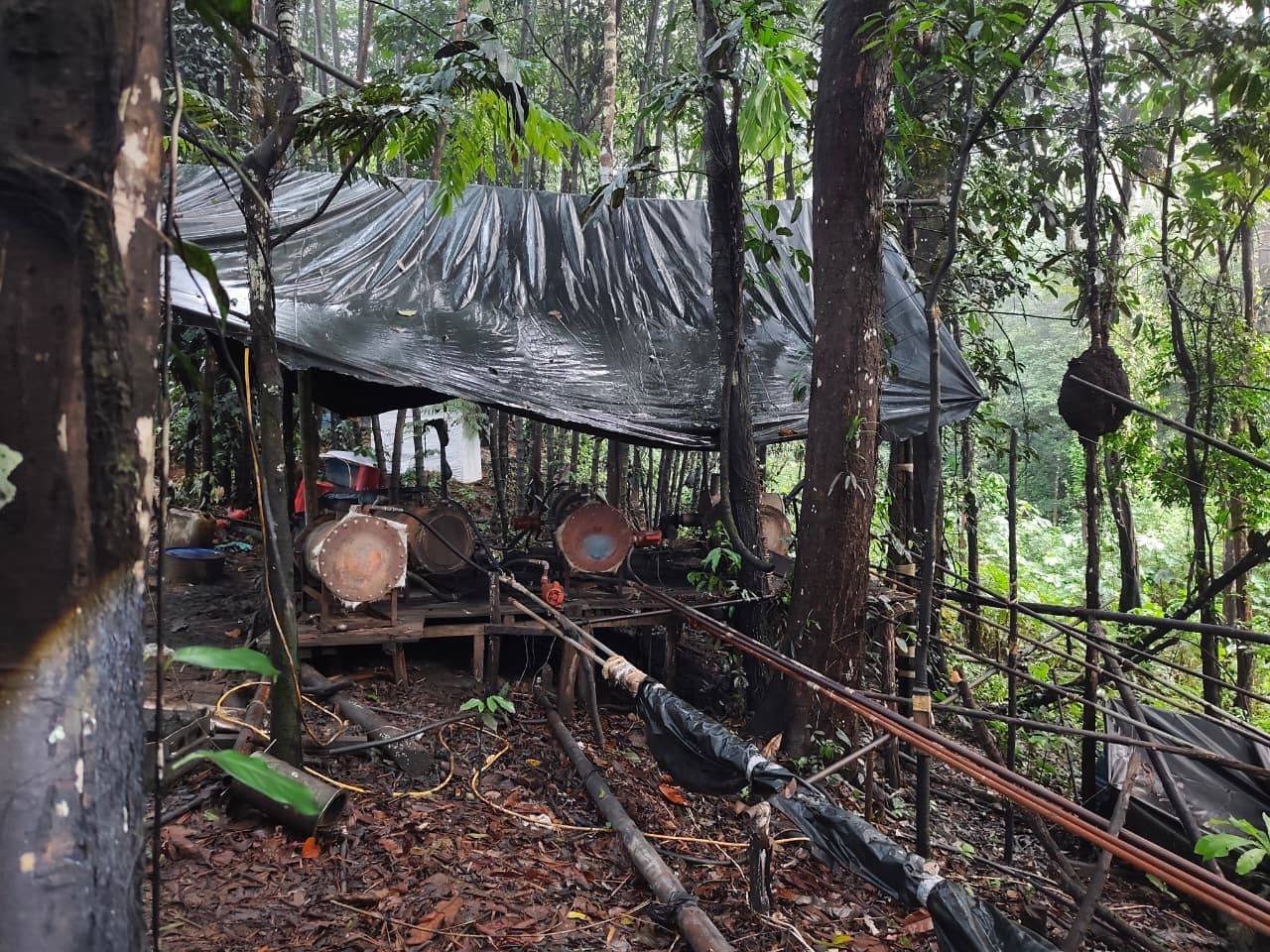 Autoridades destruyen laboratorio de las disidencias de las Farc con capacidad para producir cuatro toneladas mensuales de cocaína