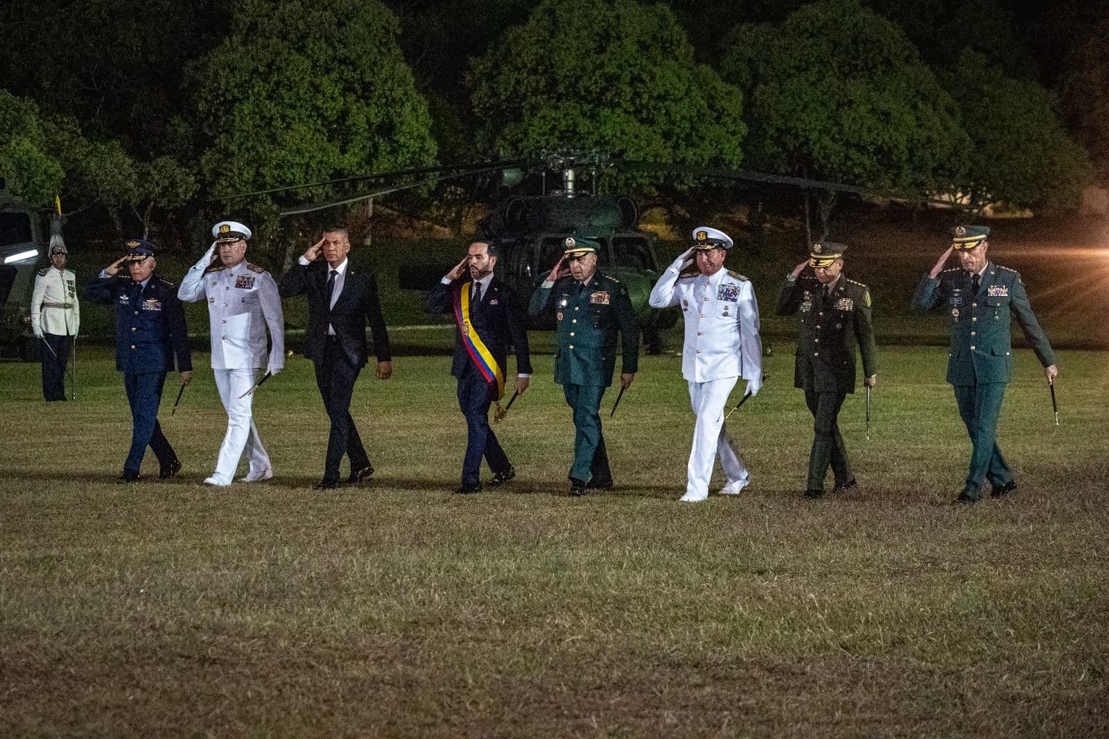 Remezón en las Fuerzas Militares: 25 altos mandos salen tras la llegada de la nueva cúpula