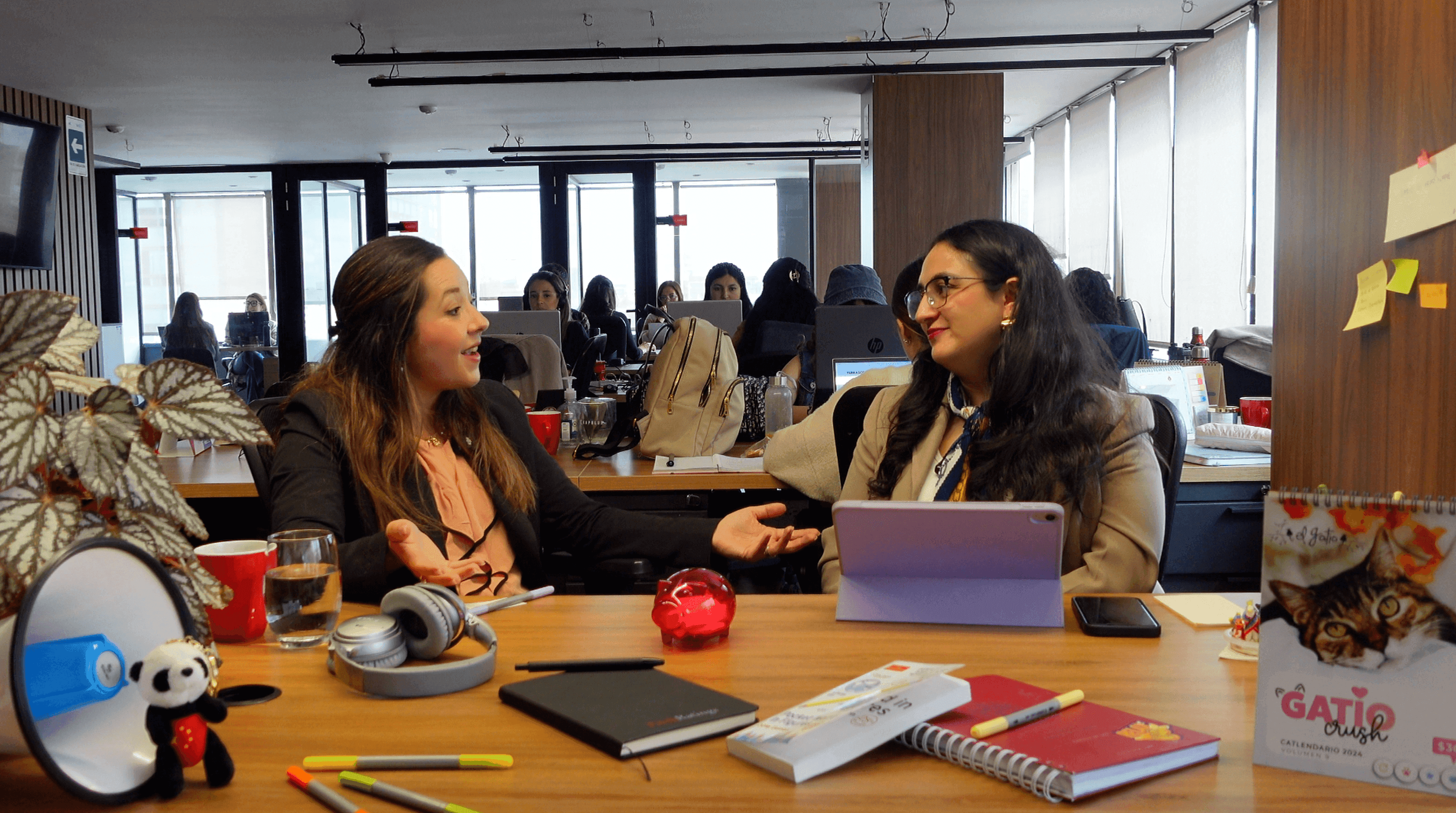 Sin Corbata: ¿Cuál es el interés de los chinos en Colombia? Entrevista con Ingrid Chaves, directora de la Cámara Colombo China