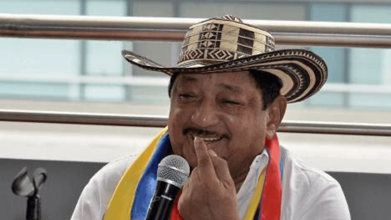 photologuephotos2023-12lisandro_meza_cuidados_intensivospng