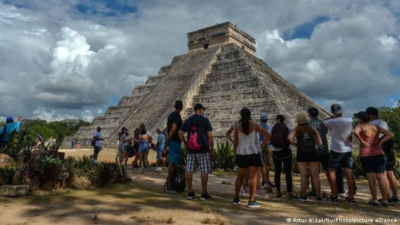 photologuephotos2024-0267739532_303jpg
