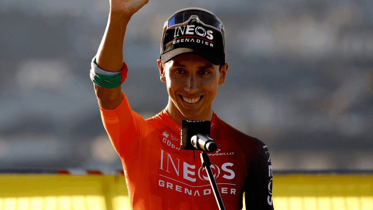 photologuephotos2024-07egan_bernal_se_presenta_en_el_tour_de_francia_2024png