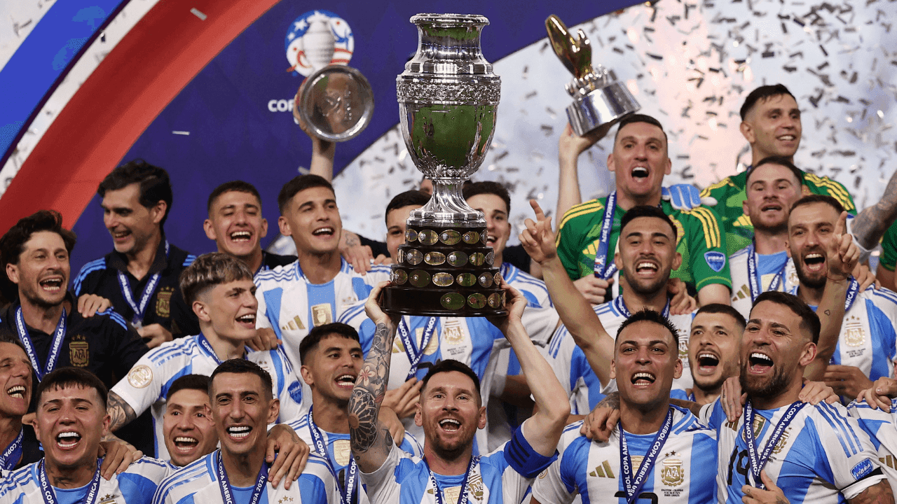 photologuephotos2024-07argentina_campeon_de_la_copa_america_2024png