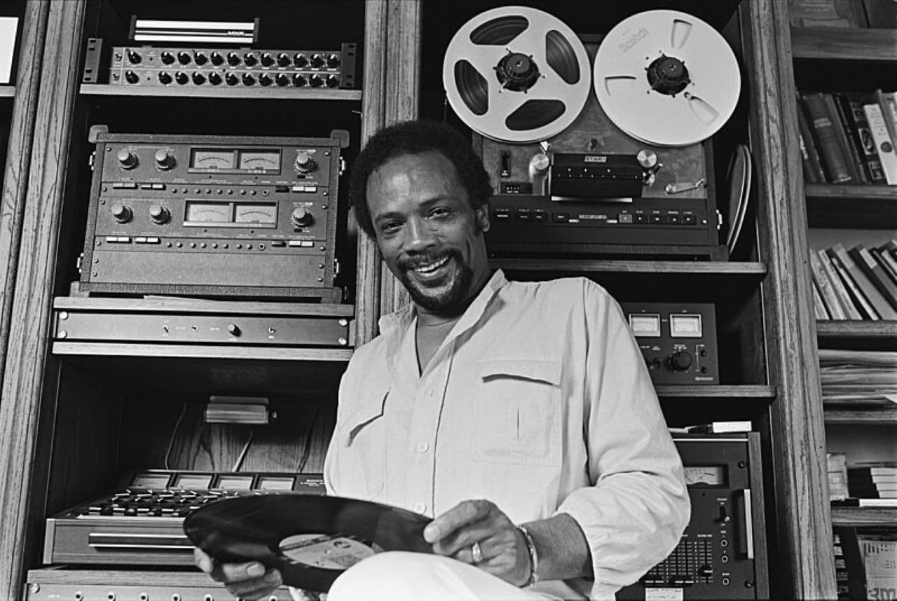 photologuephotos2024-11quincy_jones_studiojpg