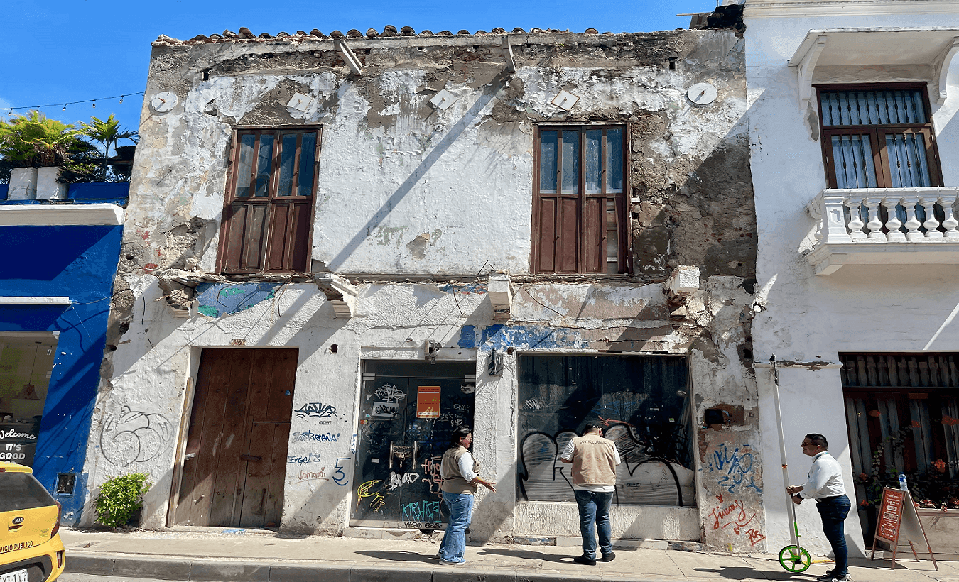 photologuephotos2025-01casa_centro_historico_cartagena_deterioropng