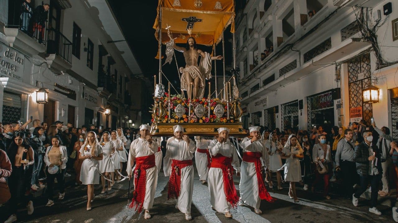 photologuephotos2025-04iglesia_procesionesjpg