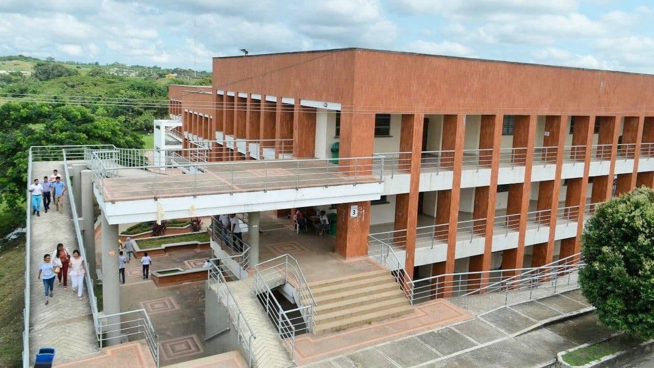 photologuephotos2025-04universidad_de_sucrejpg