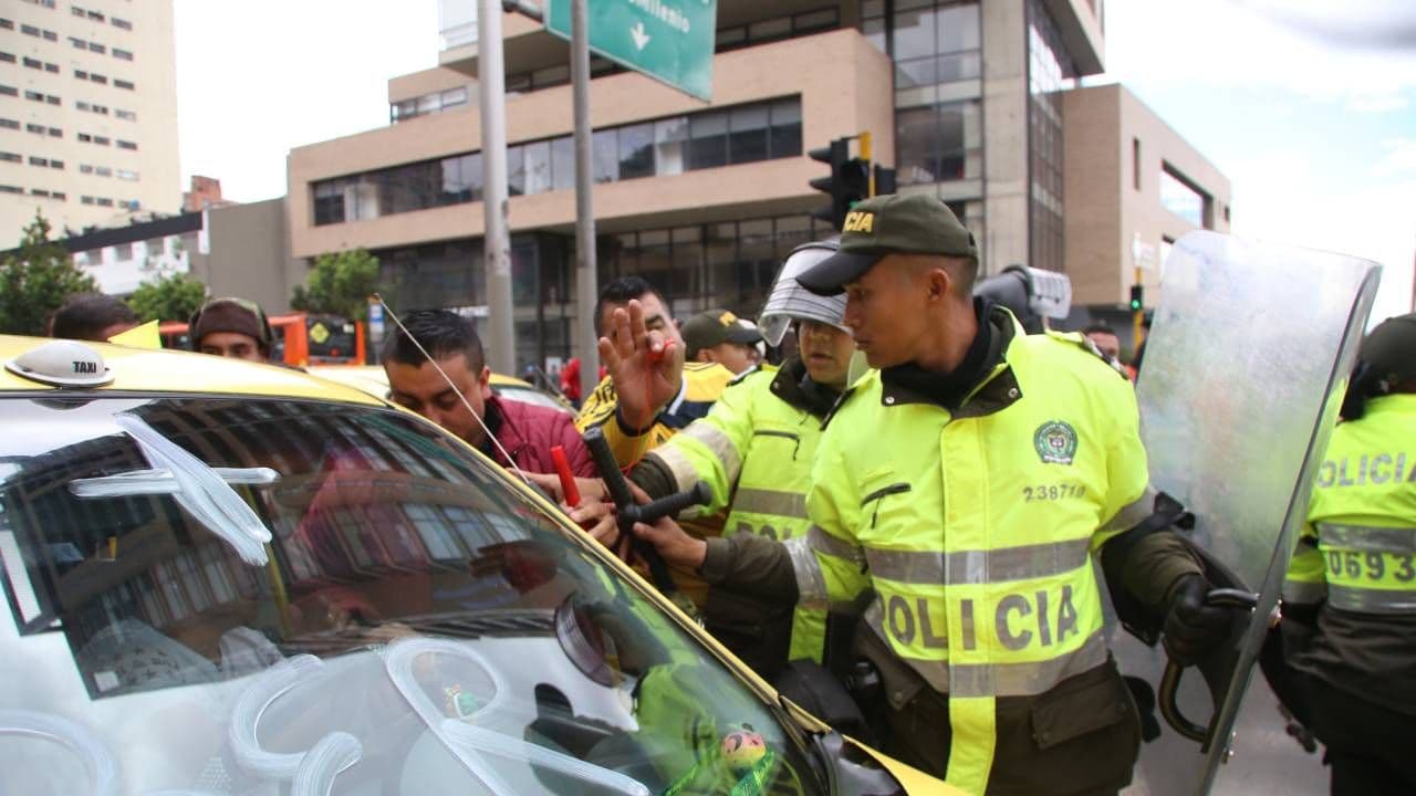 photologuephotos2025-04taxistasjpg