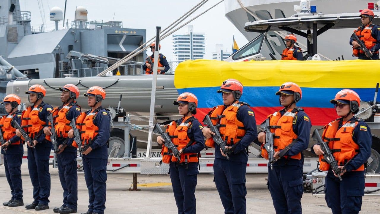 photologuephotos2025-05armada_nacionaljpg