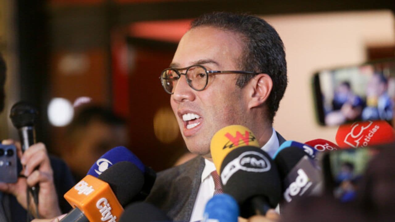 photologuephotos2025-07abogado_de_miguel_uribe_turbay_pidio_proteccion_urgente_para_fiscales_que_investigan_el_atentado_0jpg