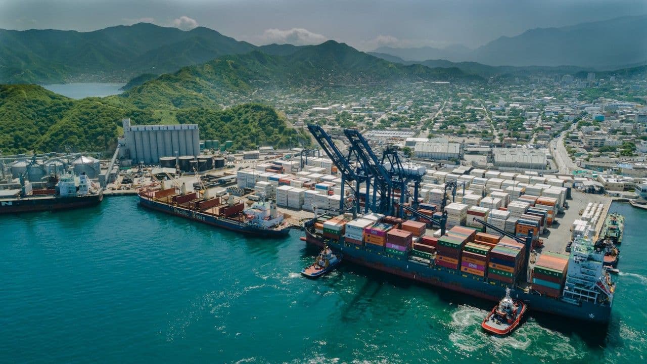 photologuephotos2025-07puerto_de_santa_marta_1jpg