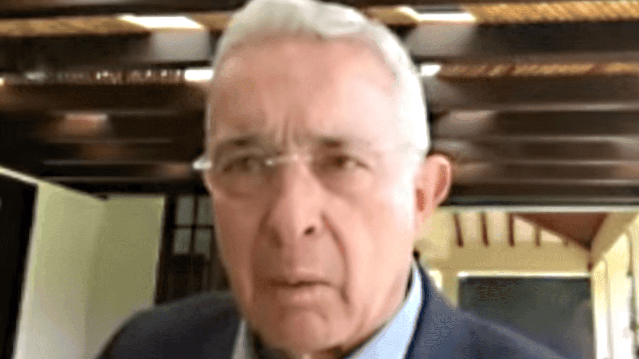 photologuephotos2025-08uribe_en_juicio_2png