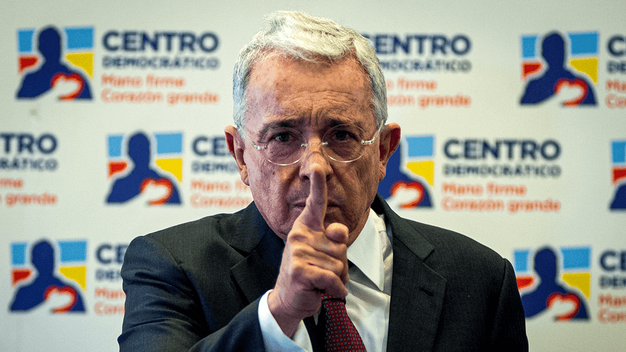 photologuephotos2025-08alvaro_uribe_velez_6_reuterspng