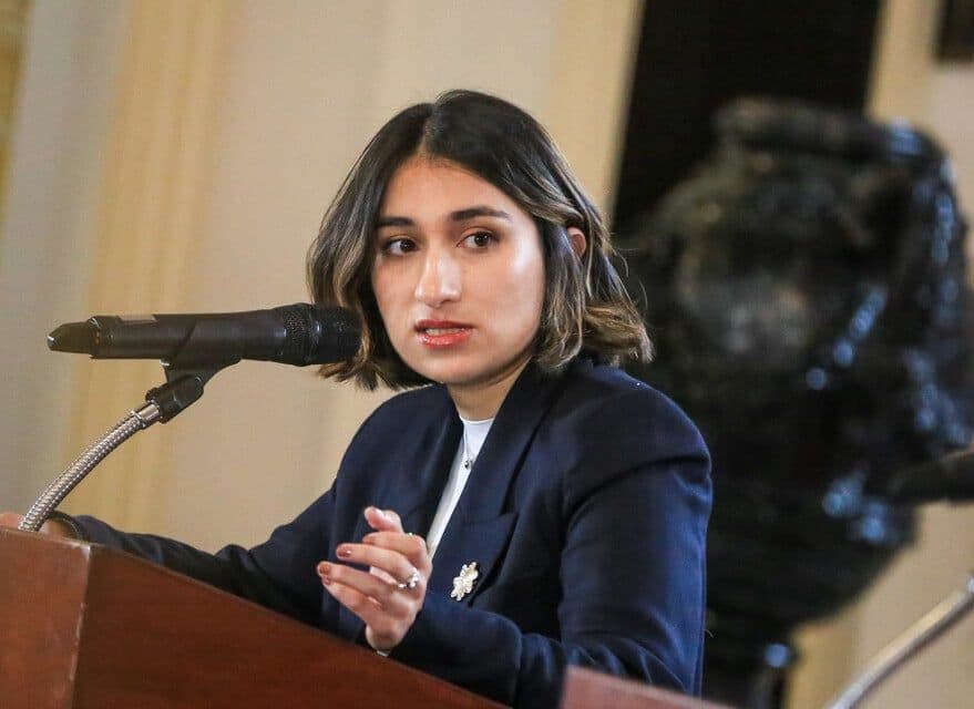 Laura Sabia embajadora