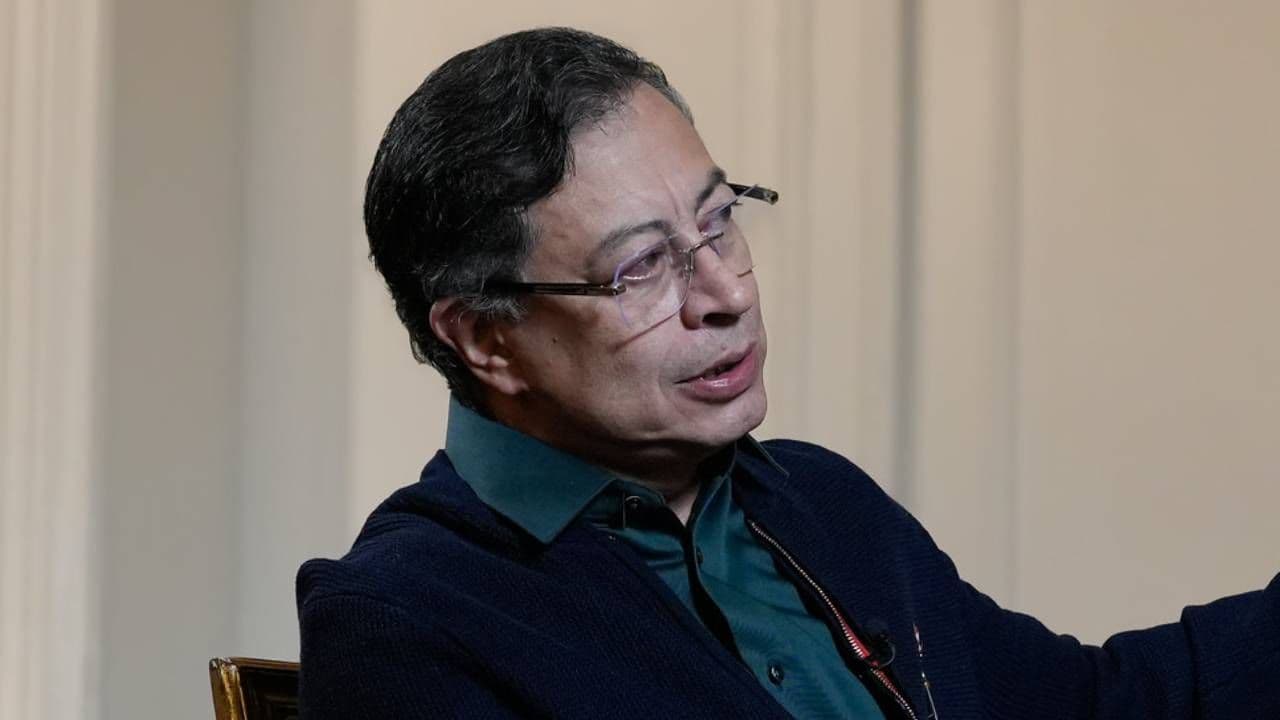 Gustavo Petro 34