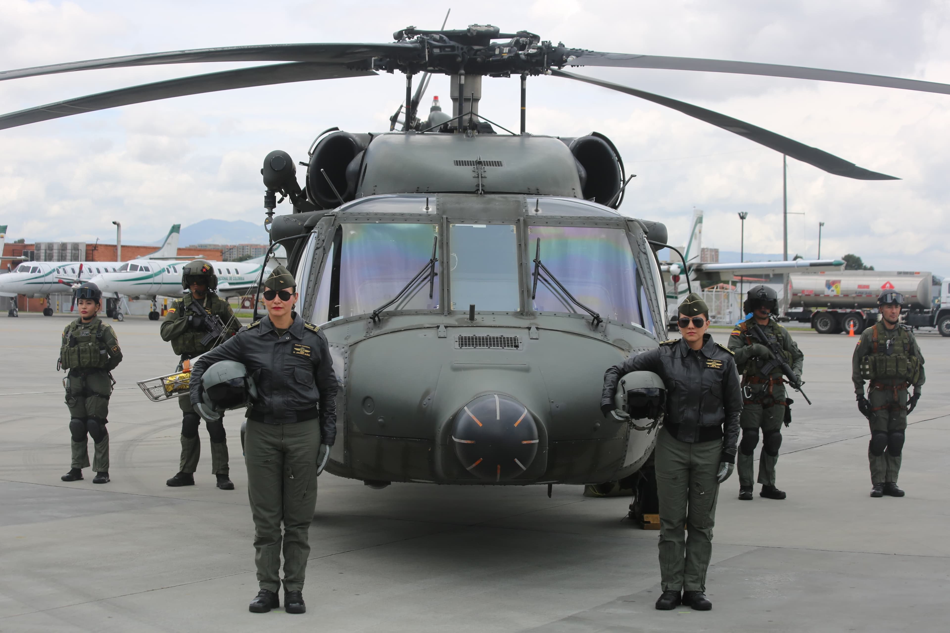 photologuephotos2025-08helicopterosjpg