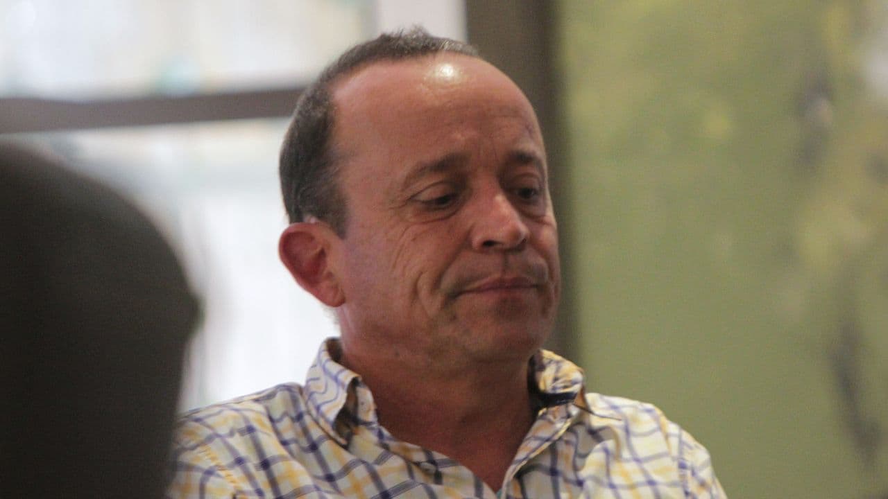 Santiago Uribe para