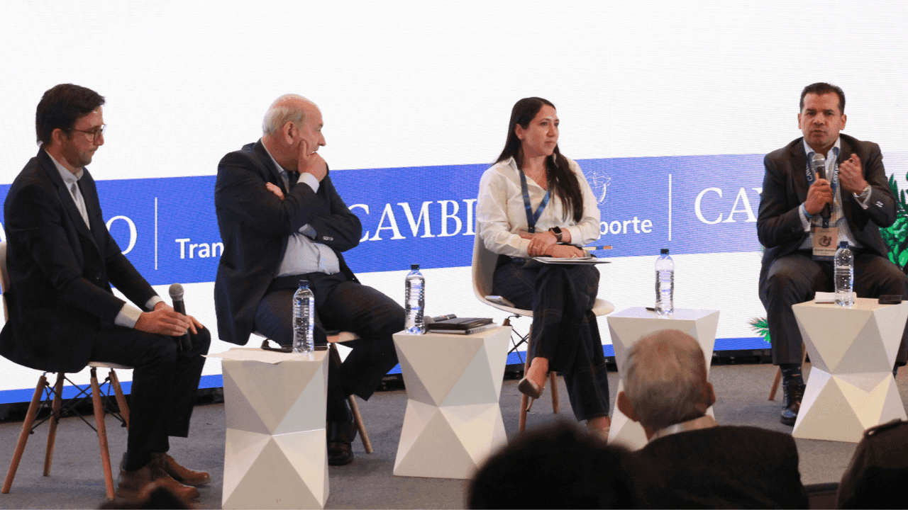 segundo panel del foro de transporte