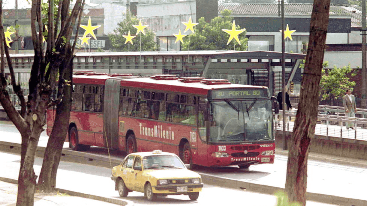 TransMilenio (2002)_