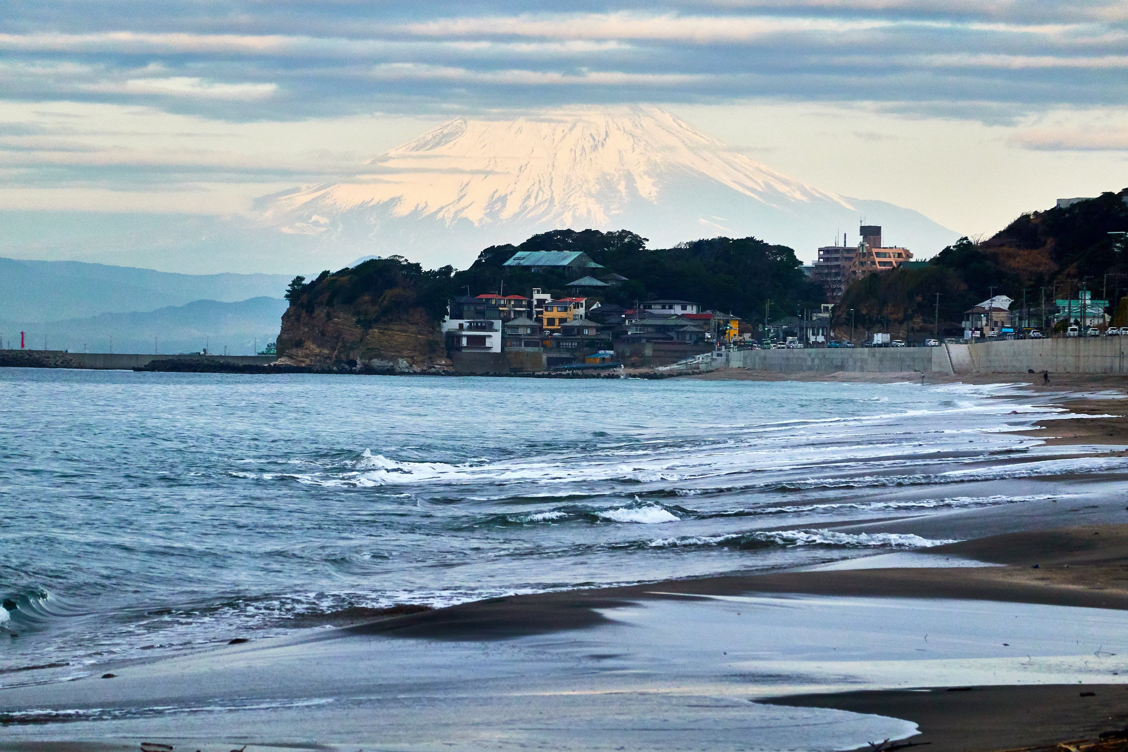 Alerta de tsunami en Japón tras fuerte terremoto