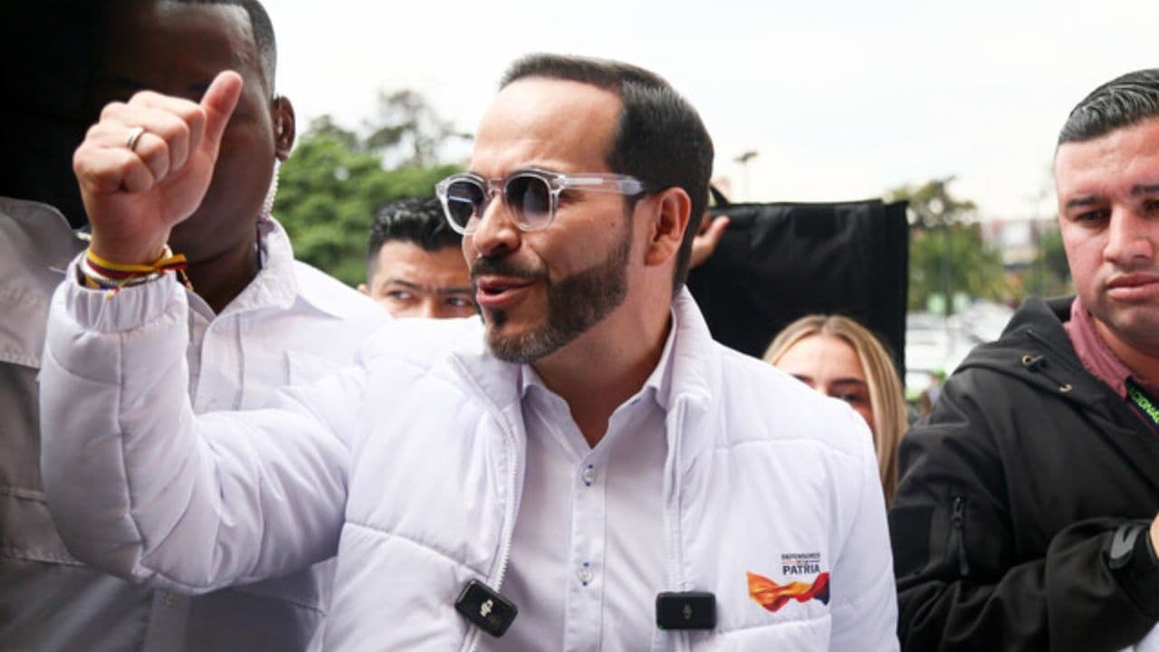 Abelardo de la Espriella en regiones 5