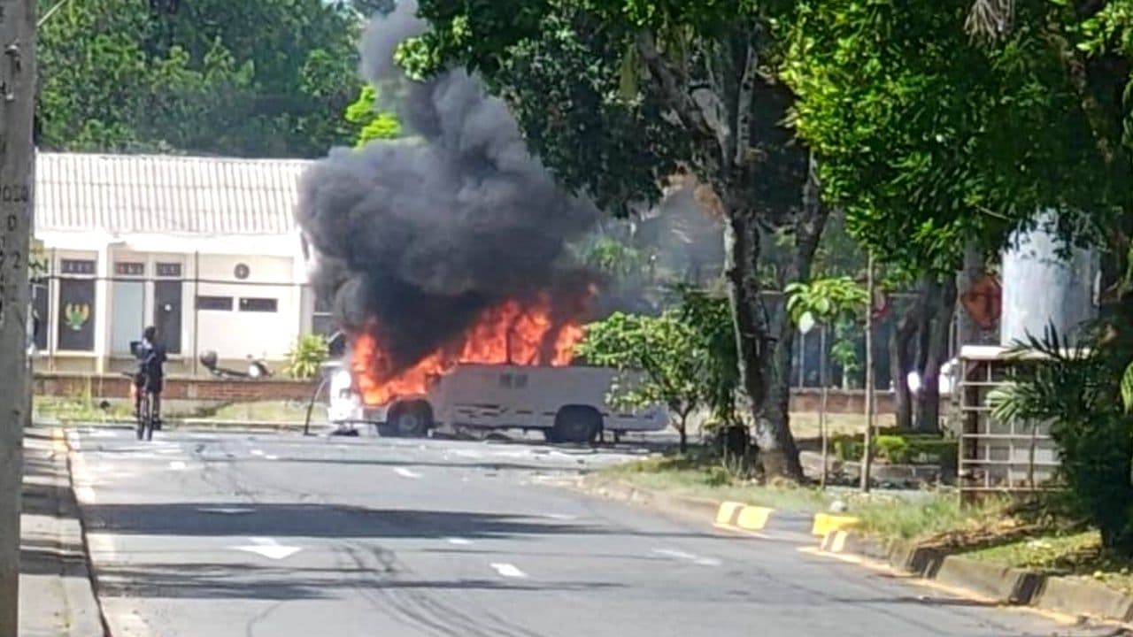 Buseta bomba en Cali