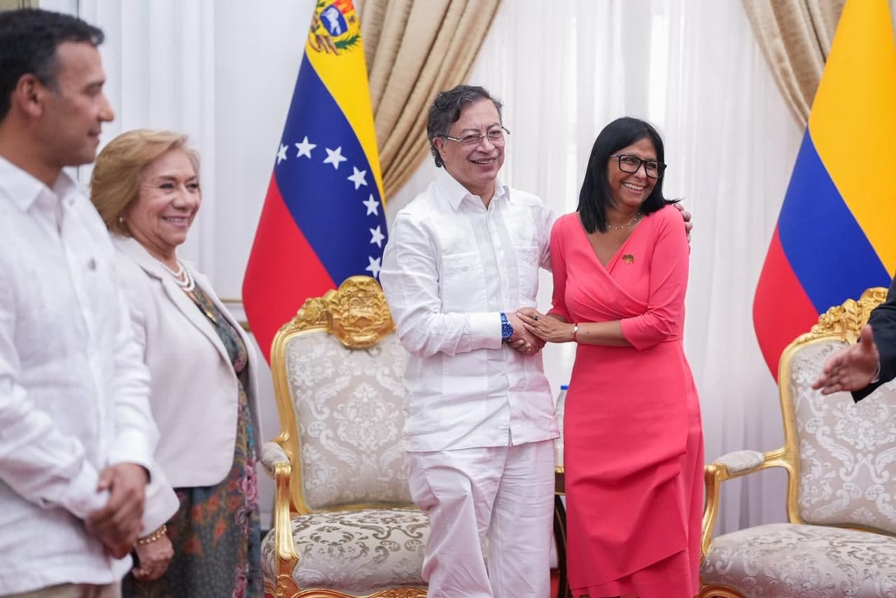 Delcy Rodríguez + Gustavo Petro en Venezuela