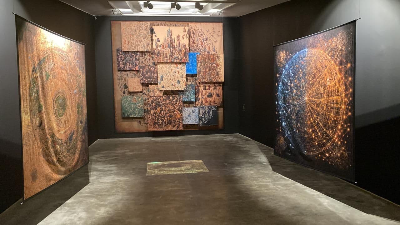 'Pequeña explicación del mundo' de Santiago Leal.