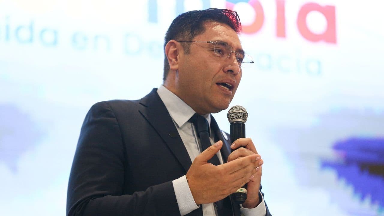 Presidente del CNE en foro de CAMBIO 6
