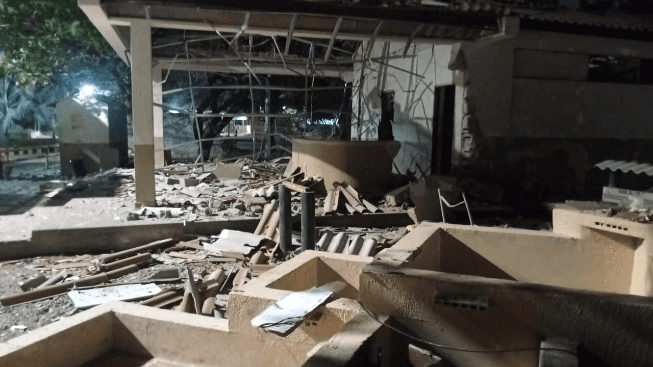 Atentado con explosivos contra batallón en Riohacha deja 12 militares heridos