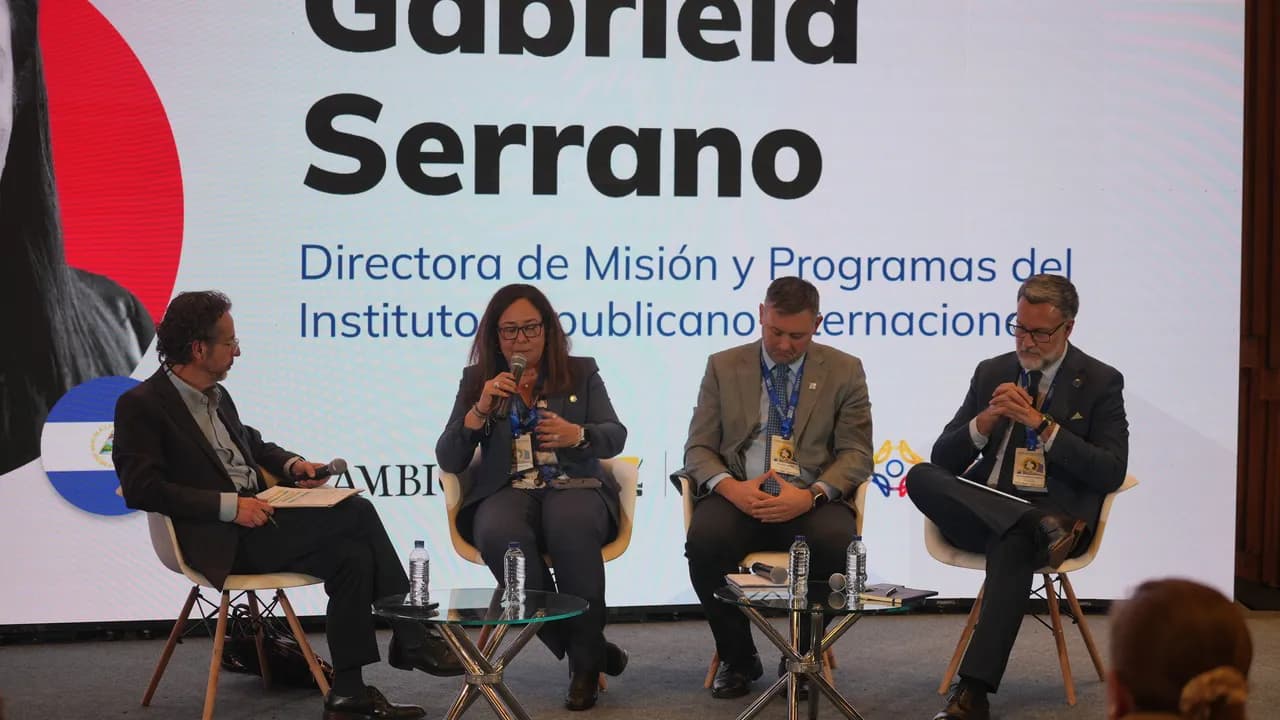La democracia también se protege desde afuera: observación internacional y garantías electorales
