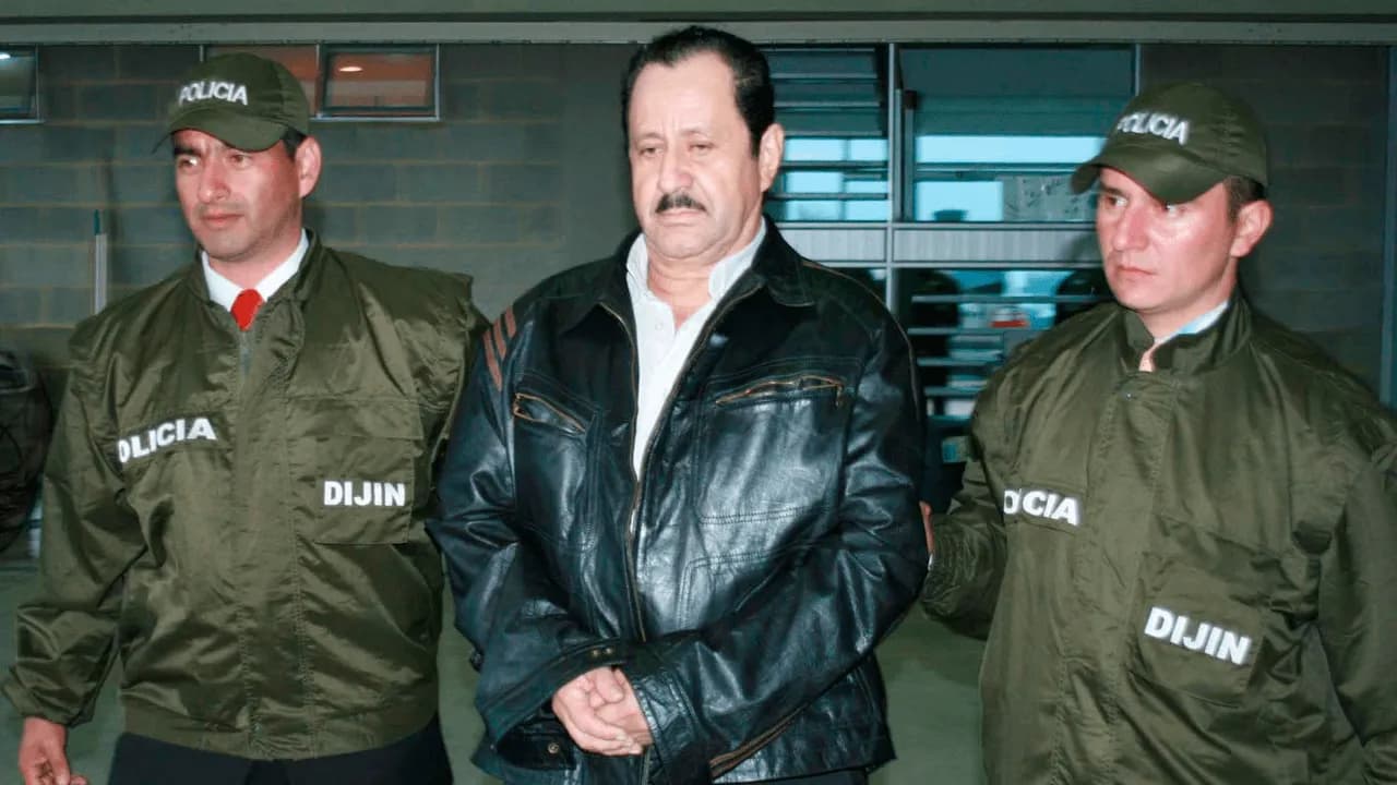 Condenan a Hernán Giraldo, exjefe paramilitar, por abusar de tres menores mientras estaba preso