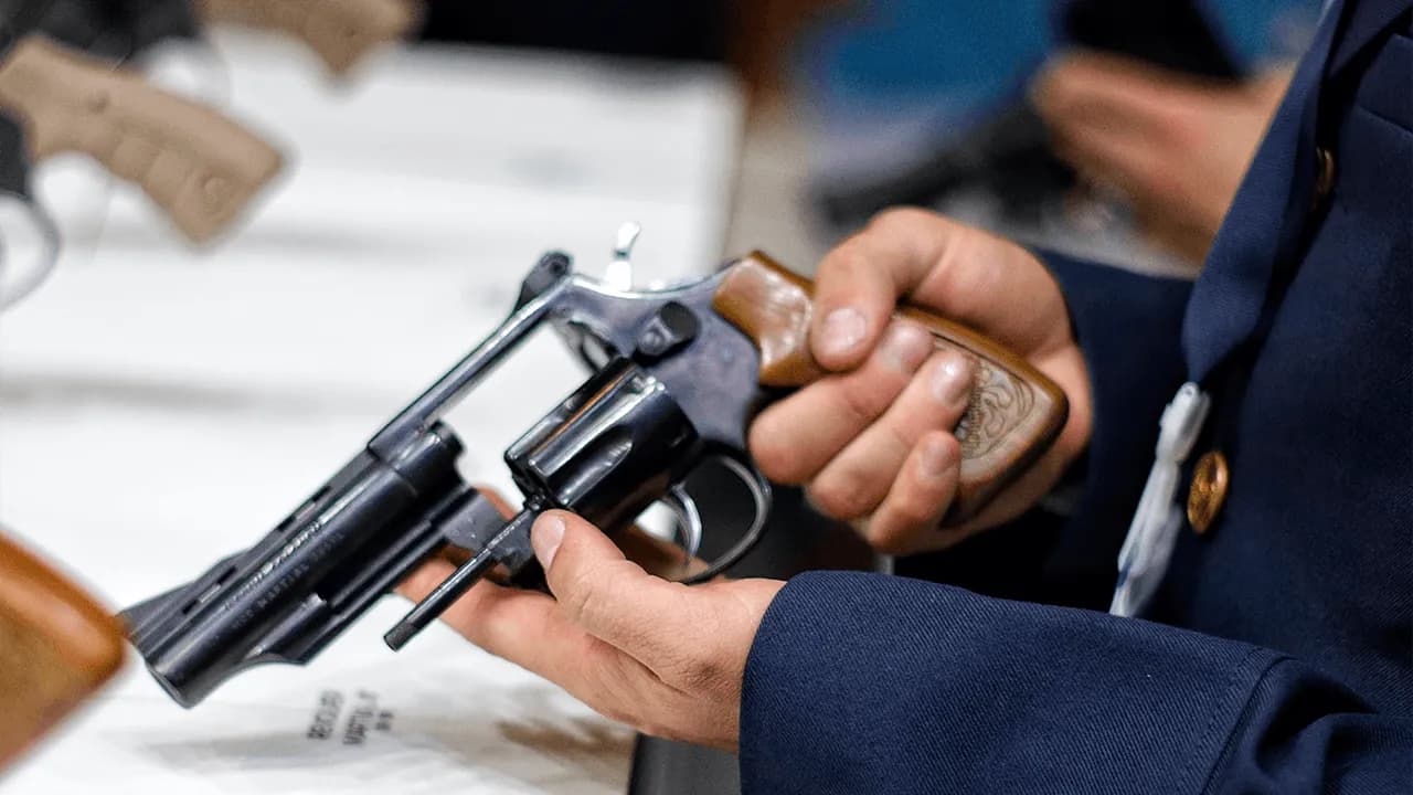 Armas