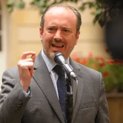 Políticas Públicas | Luis Guillermo Vélez habla de su libro 'Aquella guerra eterna' centrado en la Guerra de los Mil Días