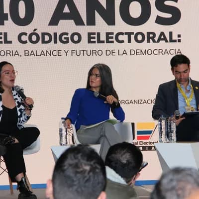 “El Código Electoral no habla de internet, inteligencia artificial ni deepfakes”: los retos que enfrenta el sistema electoral colombiano