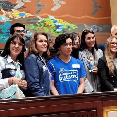 Colombia aprueba ley para proteger e incluir a personas con autismo y otras condiciones del neurodesarrollo