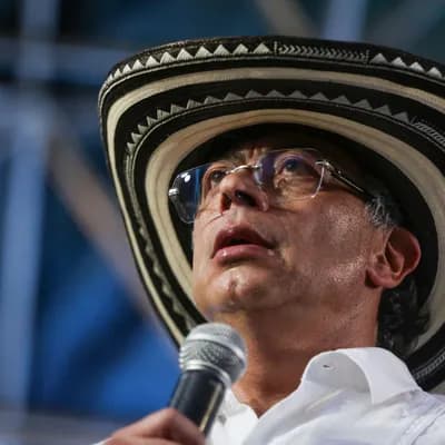 Gustavo Petro anunció el inicio del empalme con el gobierno entrante tras los resultados electorales. Créditos: Colprensa