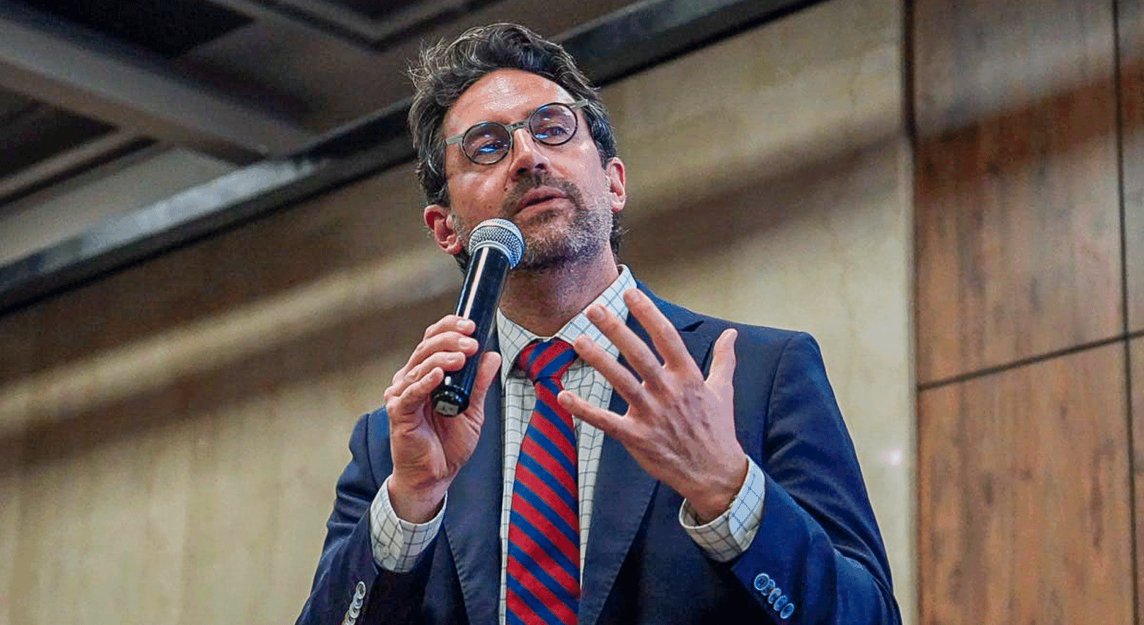 Políticas Públicas | Camilo Enciso analiza la corrupción en Colombia: un problema grave, estructural y urgente