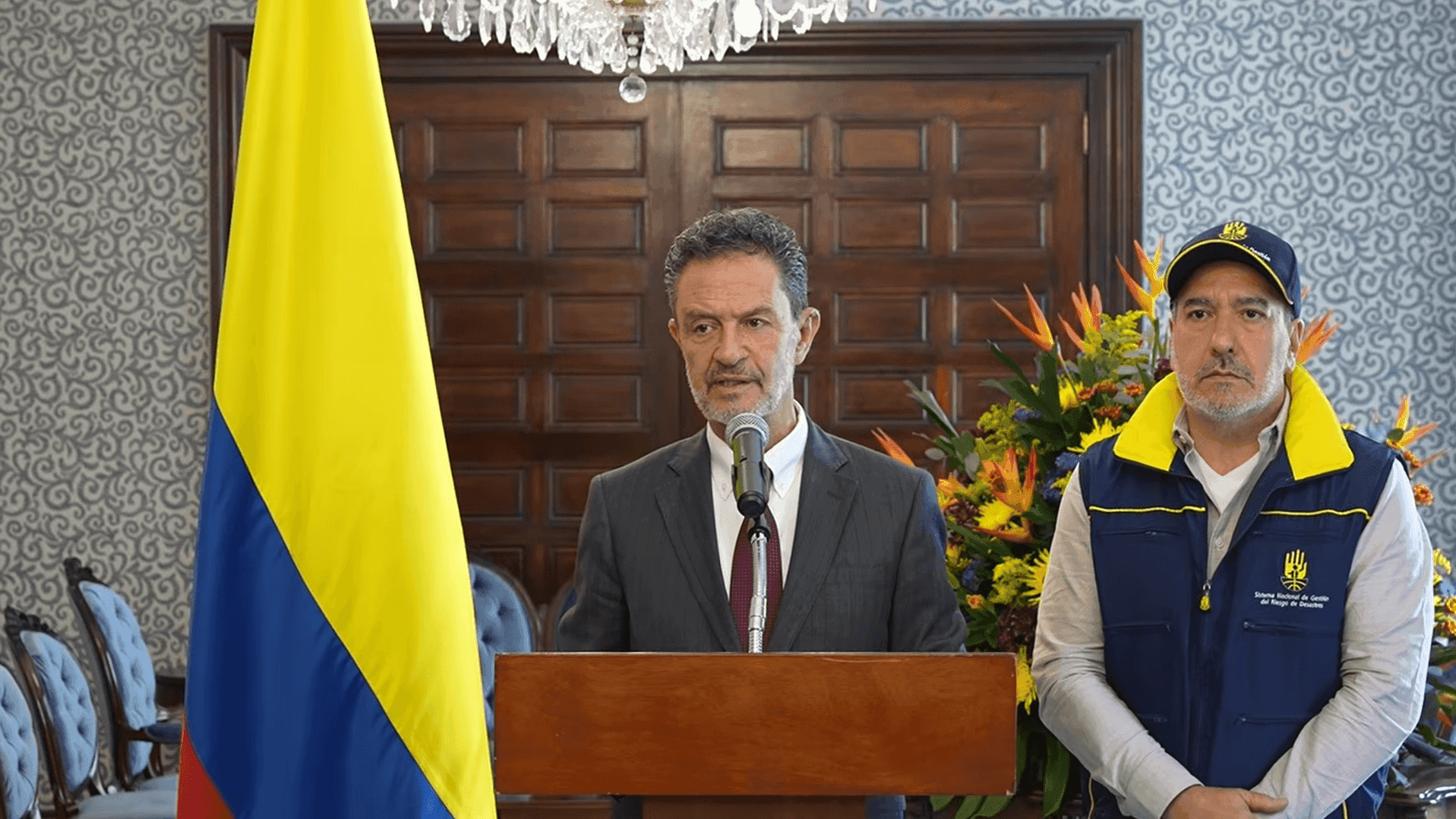 Canciller Omar Bula con el director de la UNGRD