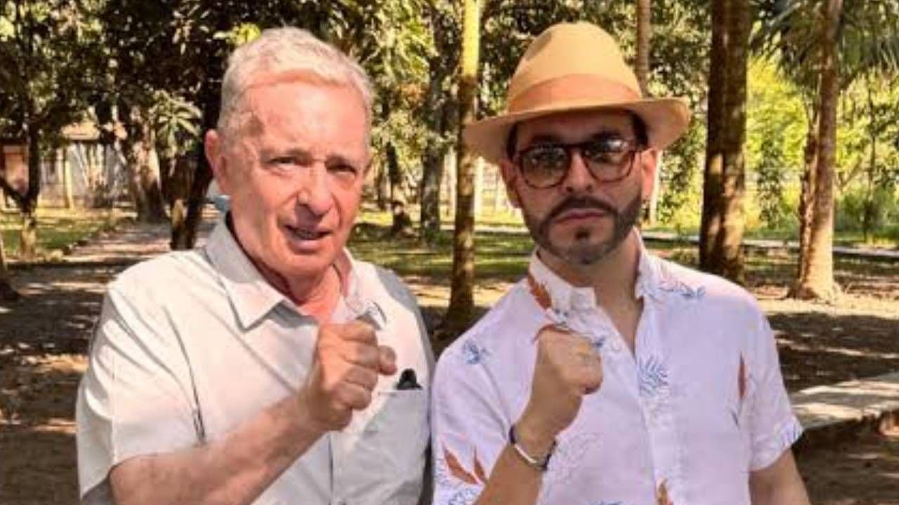 ¿Comienzan las grietas? El choque entre Álvaro Uribe y el estratega de la campaña de Abelardo de la Espriella ¿Comienzan las grietas? El choque entre Álvaro Uribe y el estratega de la campaña de Abelardo de la Espriella