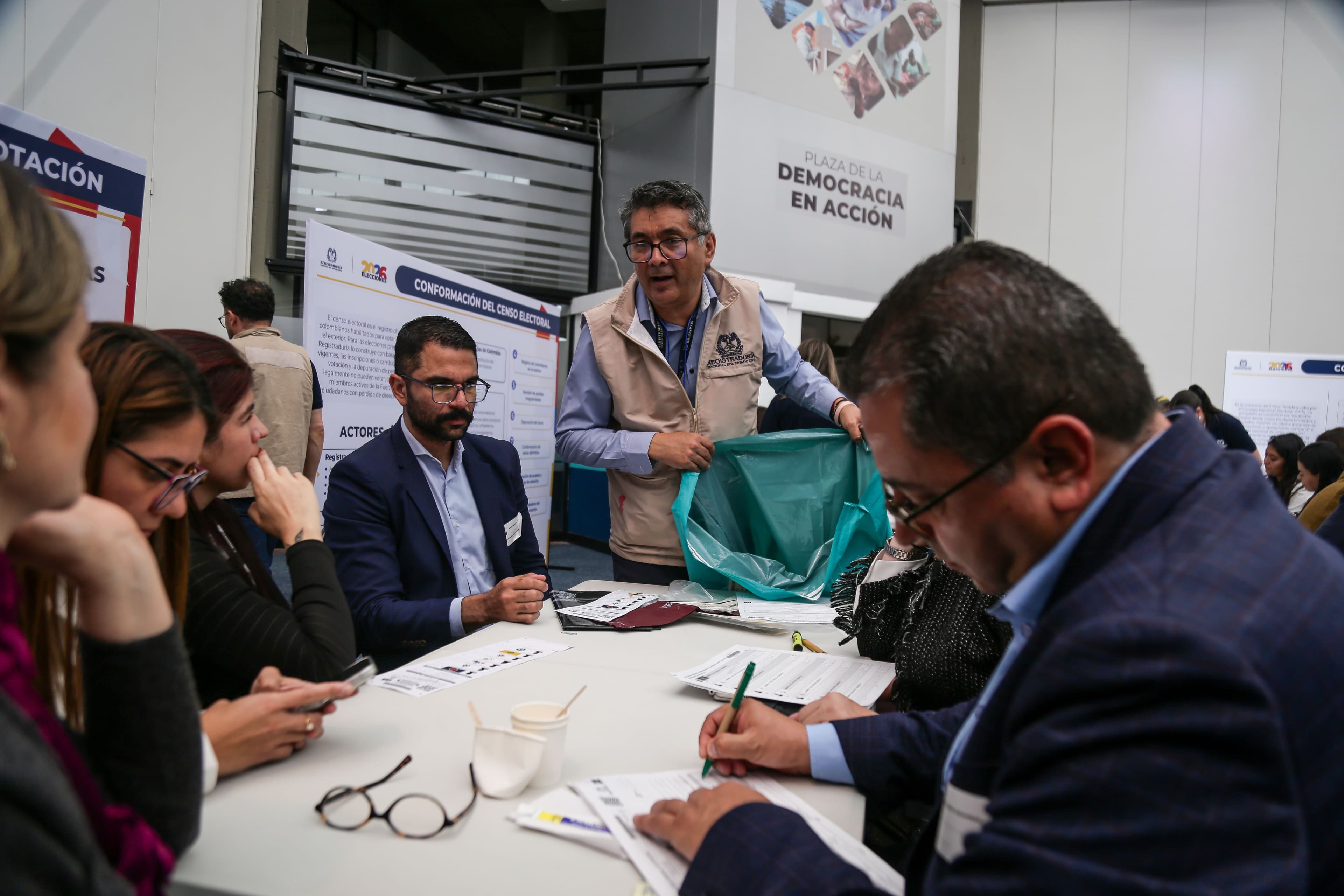 Organismos internacionales respaldaron a la Registraduría tras los cuestionamientos de Gustavo Petro al preconteo de la primera vuelta presidencial. Créditos: Colprensa Organismos internacionales respaldaron a la Registraduría tras los cuestionamientos de Gustavo Petro al preconteo de la primera vuelta presidencial. Créditos: Colprensa